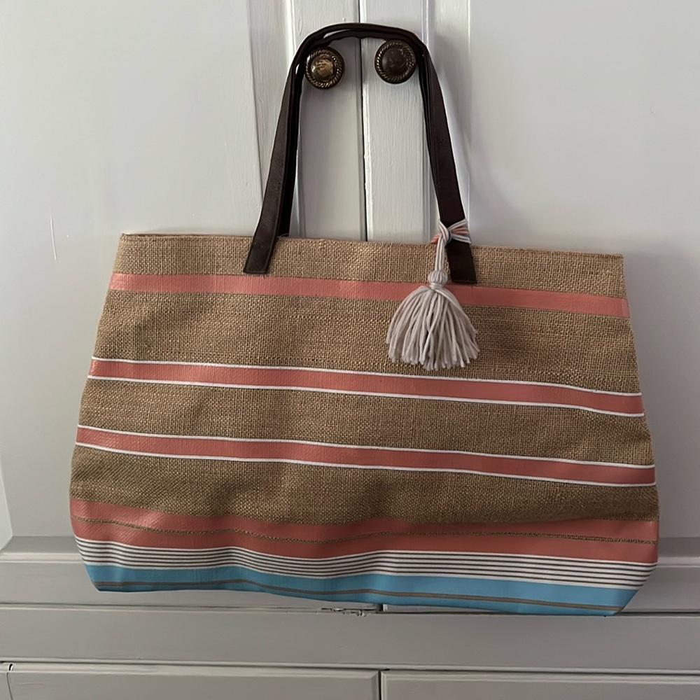 NWOT Extra Large Burlap Beach Tote